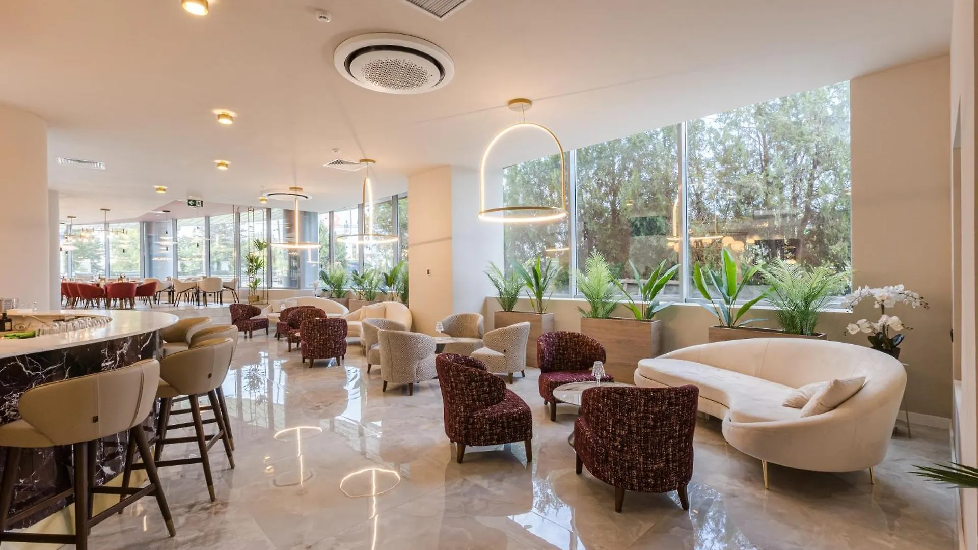 Ramada By Wyndham Bucharest Otopeni Airport 4*,  רומניה